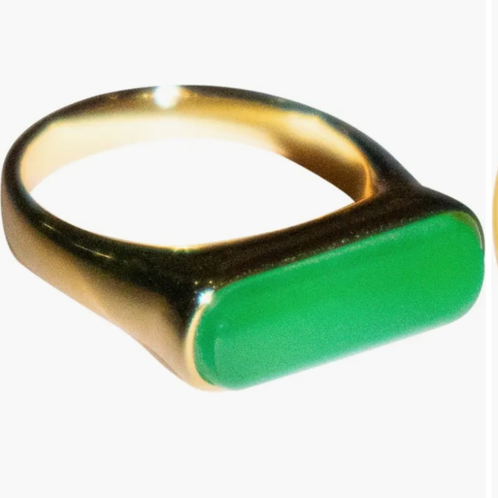 Art Decco Saddle Ring w/ Chalcedony Stone - Picture 5 of 5